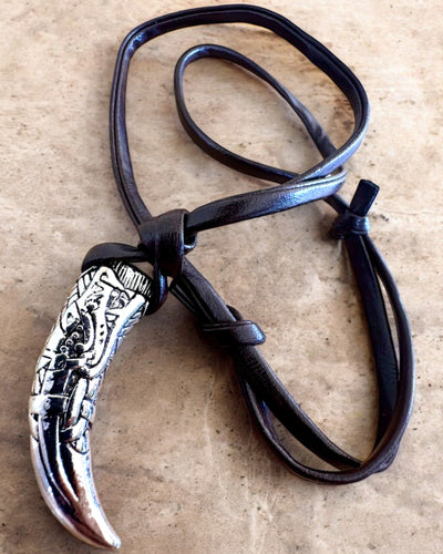 Wilczy Kieł van roestvrij staal – Amulet van Moed, ketting met mogelijkheid tot personalisatie met gravure als cadeau