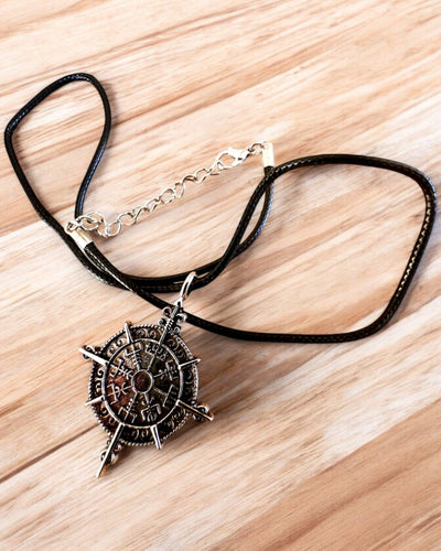 Amulette Guerrier du Nord - Boussole Viking, possibilité de personnalisation avec gravure pour cadeau, 2 variantes au choix