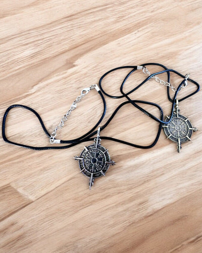 Amulette Guerrier du Nord - Boussole Viking, possibilité de personnalisation avec gravure pour cadeau, 2 variantes au choix