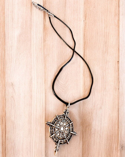 Amulet "Wojownik Północy" - Viking Compass, customizable with engraving for a gift, 2 variants available