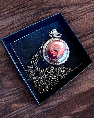 Montre de Poche Rose de Nuit, possibilité de personnalisation avec gravure pour cadeau