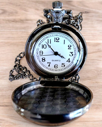 Lunar Wolf Pocket Watch – Moon Wolf Clock, customizable with engraving for a gift