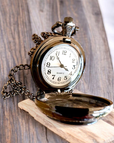 Lunar Wolf Pocket Watch – Moon Wolf Clock, customizable with engraving for a gift