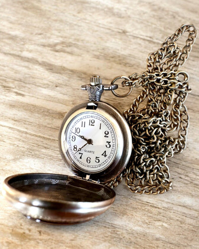 Elegant "Słoneczna Luminacja" pocket watch with engraving option for a gift
