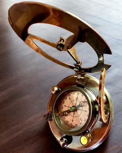 Kapiteins Kompas Explorer 2 – mogelijkheid voor gepersonaliseerde gravure als cadeau, beschikbaar in 2 kleurvarianten