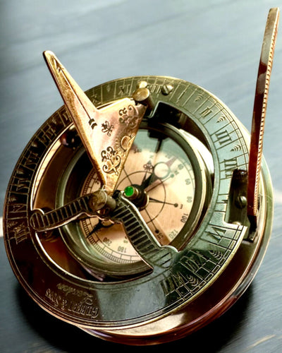 Kapiteins Kompas Explorer 2 – mogelijkheid voor gepersonaliseerde gravure als cadeau, beschikbaar in 2 kleurvarianten