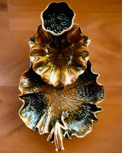 Élégant Porte-Encens en Métal Feuille de Lotus - 4 variantes au choix, possibilité de personnalisation par gravure pour cadeau