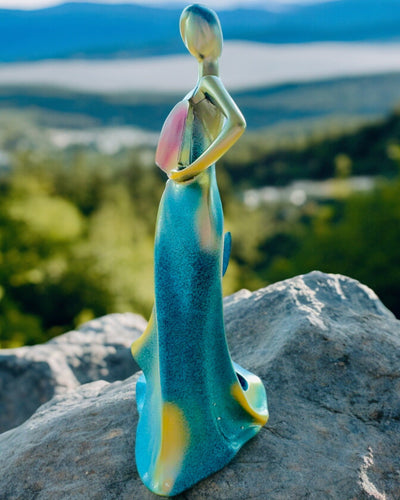 Elegante Flessenhouder - Dame Standbeeld - personalisatie met gravure, 2 varianten om uit te kiezen