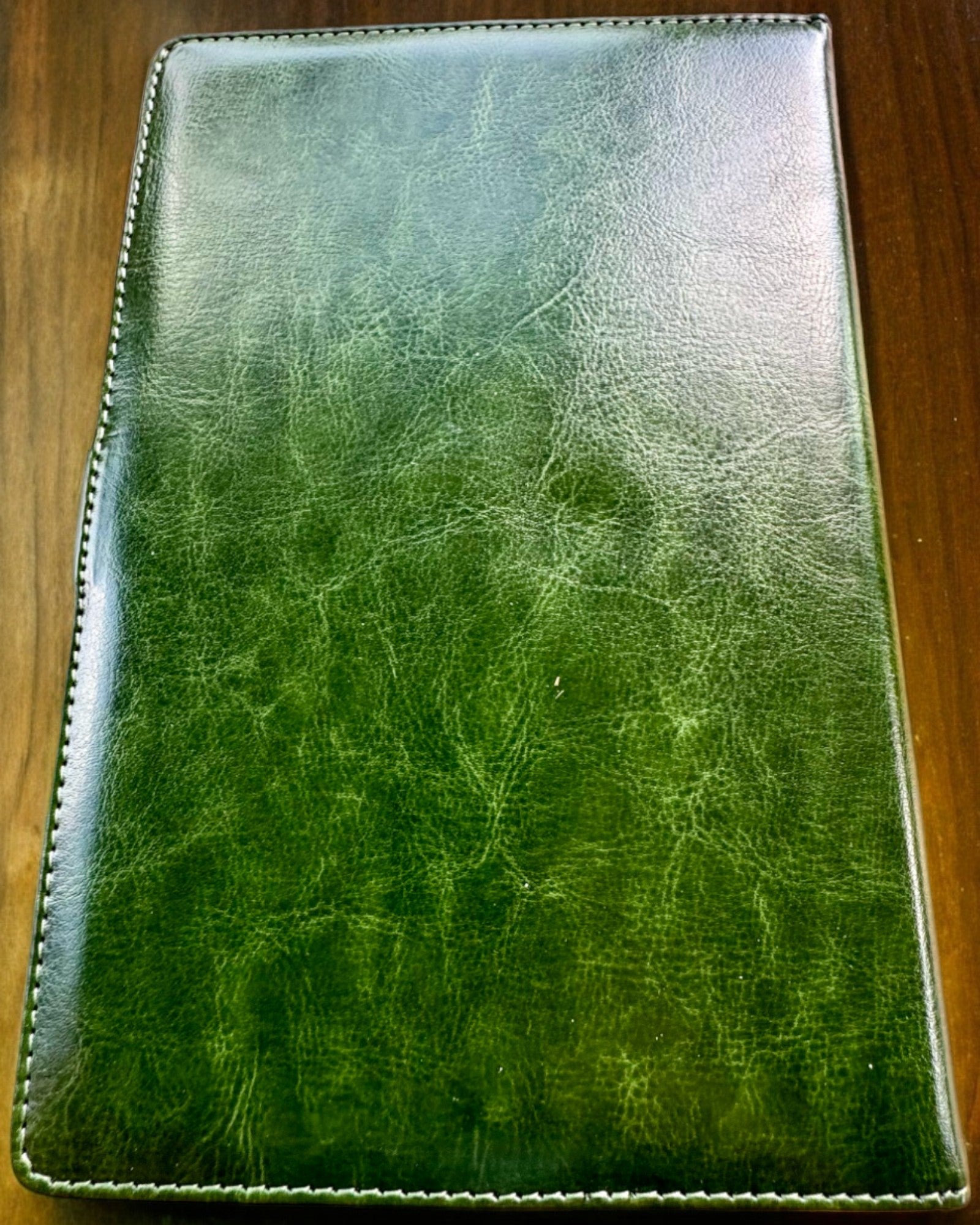Carnet en Cuir Exclusif "Sekretnik" A5 avec Serrure à Code - personnalisation par gravure