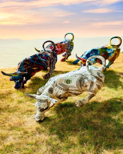 Sculpture Taureau Décoratif "BullArt" – Art Unique avec Option de Gravure - 4 variantes de couleur, pour un cadeau personnalisé