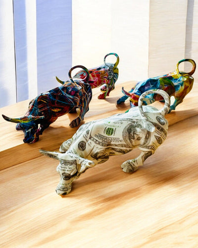 Sculpture Taureau Décoratif "BullArt" – Art Unique avec Option de Gravure - 4 variantes de couleur, pour un cadeau personnalisé