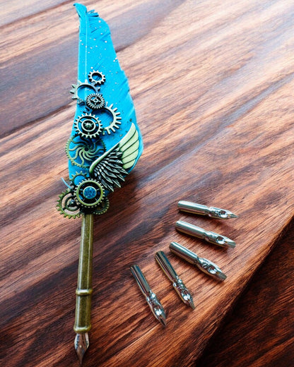 Stylo Calligraphique "Élégance Steampunk" avec Plume de Dinde - Fait Main 5 variantes au choix, personnalisation par gravure pour cadeau