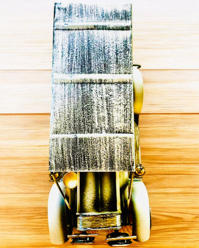 Klassiek Retro automodel - drie varianten met de optie voor graveren als cadeau