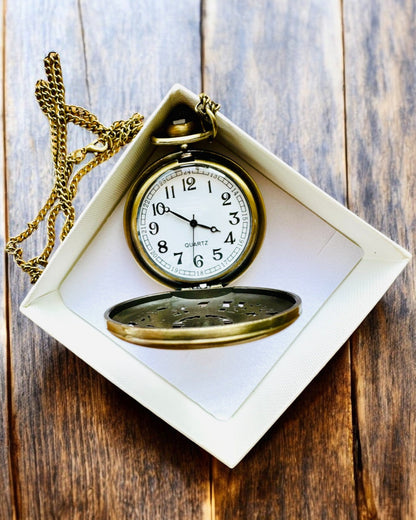Altmodische Taschenuhr mit Kompassmotiv und Kette, Quarz, Personalisierung mit Gravur