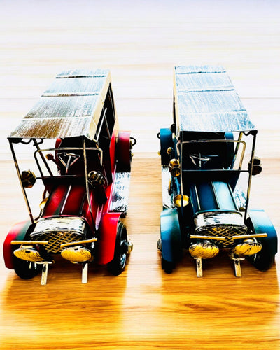 Klassiek Retro automodel - drie varianten met de optie voor graveren als cadeau