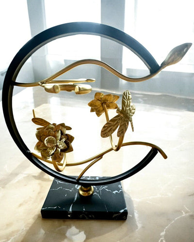 "Elegant Insect" Stand - for wine bottle and glasses, height 33 cm, customizable with engraving for a gift