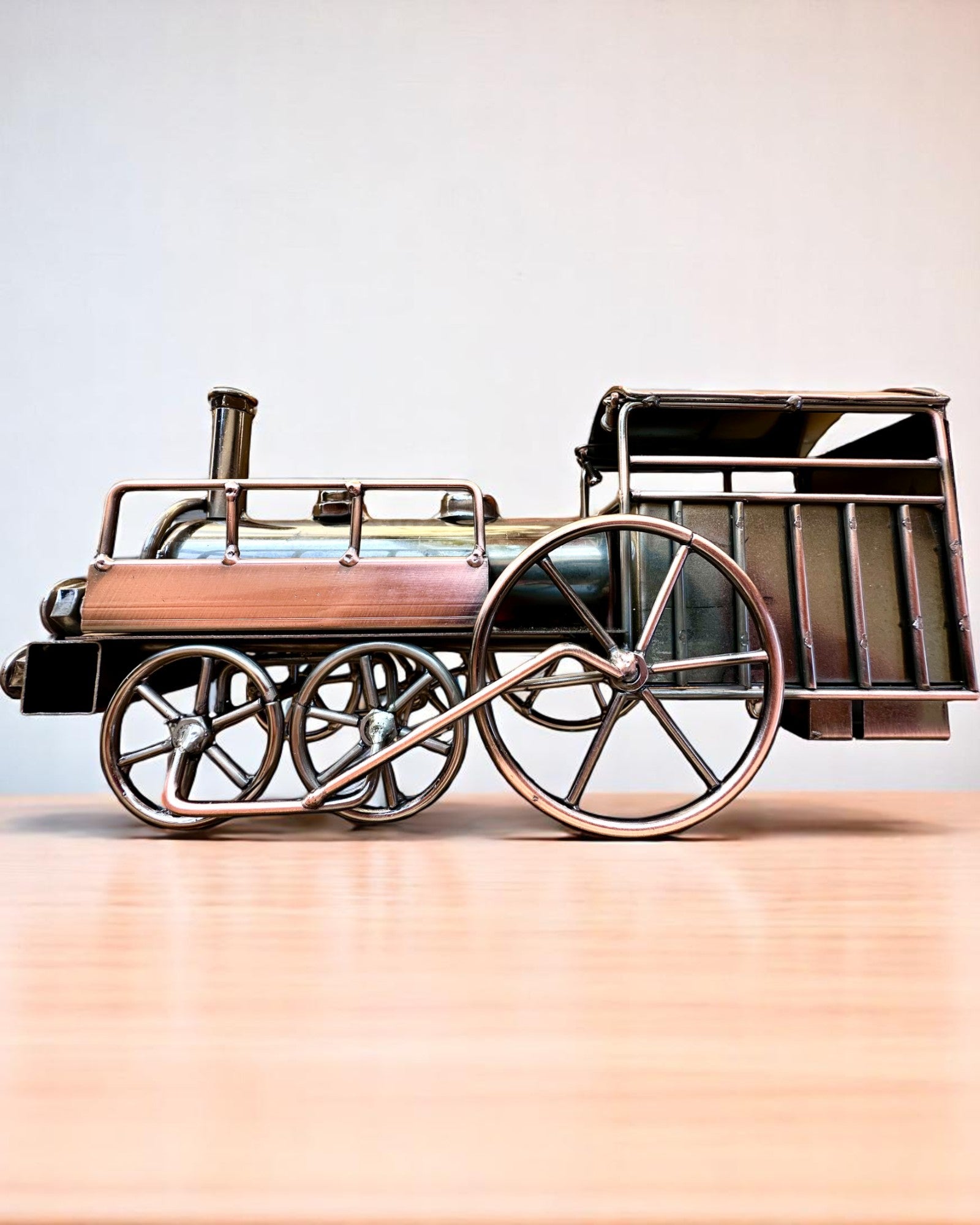 Locomotive en fer "Retro Express" – décoration, modèle, fait main avec possibilité de gravure