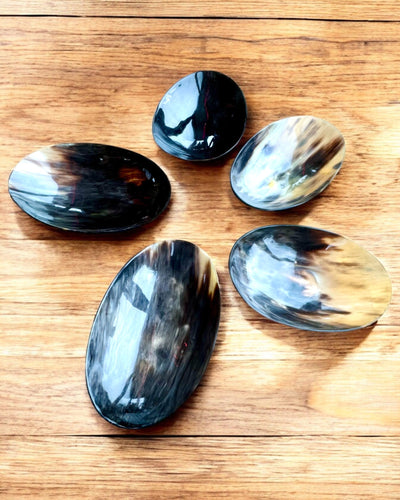 Miska Indiase Hoorn - mogelijkheid tot personalisatie met gravure als cadeau