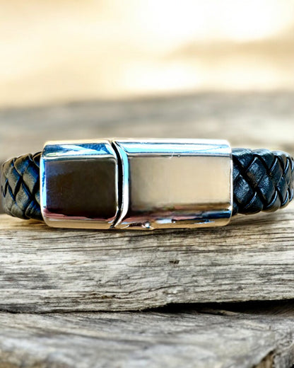 Herenarmband "SkyRider" – Leren Stijl met Karakter - mogelijkheid tot personalisatie met gravure