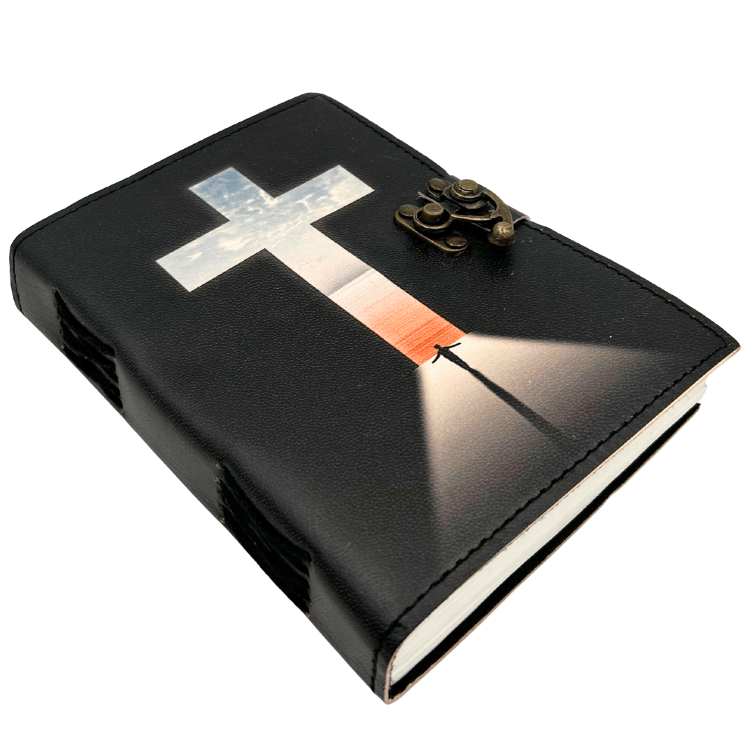 Carnet en cuir croix religieuse - 200 pages - AH15