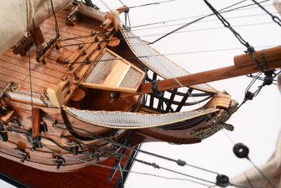Modèle exclusif du voilier HMS Victory VIC80R