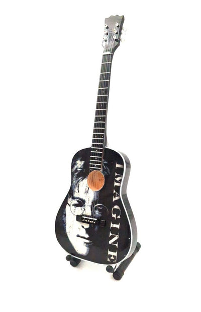 Mini Gitara Dekoracyjna Jogn Lennon The Beatles 24cm – SPE-039