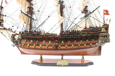 San Felipe sailing ship model 80cm, with the option of personalization by engraving