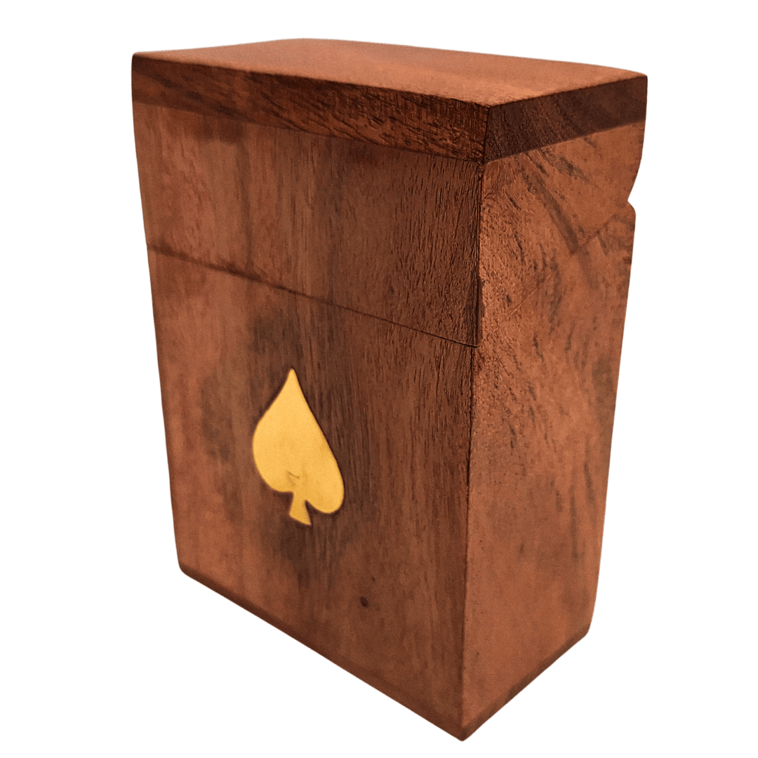 Jeu de cartes dans une boîte en bois - DNU-2985