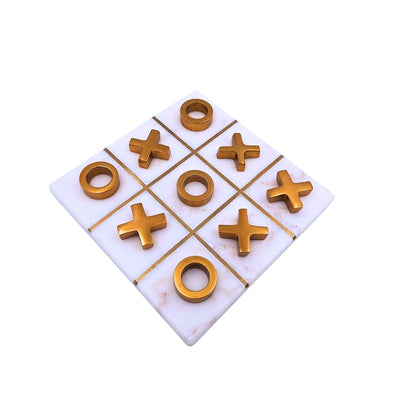 Tic-Tac-Toe auf Marmorsockel – 1598