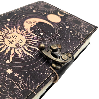 Carnet en cuir décoratif Soleil et Lune 200 pages - AH07