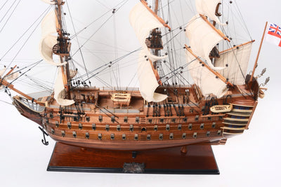 Modèle exclusif du voilier HMS Victory VIC80R