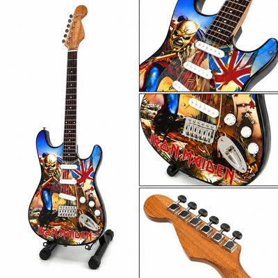 Mini-decoratiegitaar Iron Maiden „The Trooper” van mahonie - Handgemaakte decoratie voor muziekfans