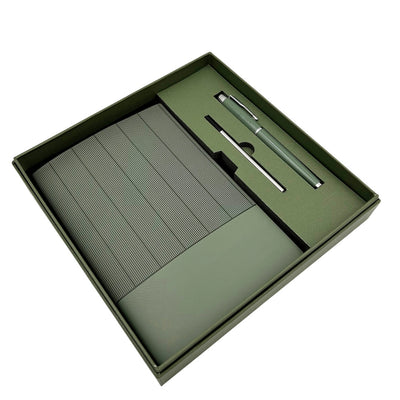 Elegante geschenkset - leren notitieboek A5 met pen in geschenkdoos - olijfgroen - EE14