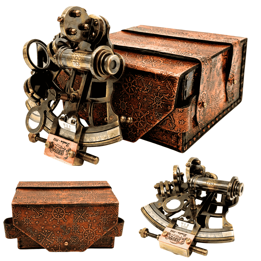 Brass Retro Sextant in Leather Case - Elegant Navigational Instrument with Engraving Option - Ideal Gift for Sailing and History Enthusiasts - Dimensions 13x12x7 cm