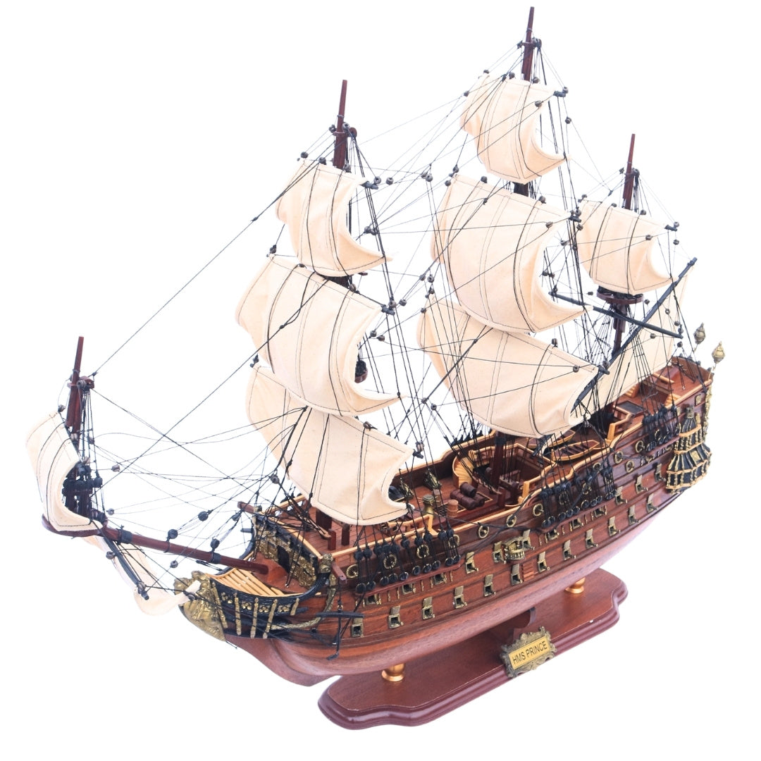 Exclusief groot model van het oorlogsschip HMS Prince 94cm met mogelijkheid tot personalisatie door gravure
