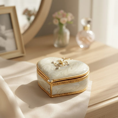 Boîte à bijoux exclusive en forme de cœur avec cristaux - B0767-06WH