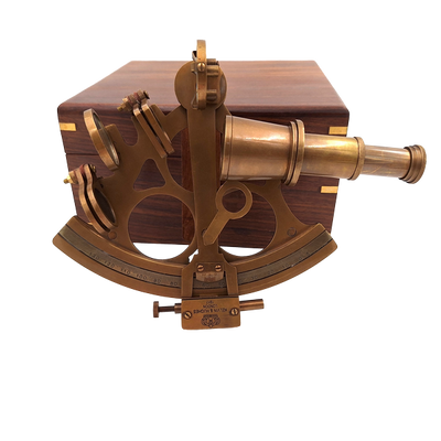Großer Messing-Sextant in eleganter Holzkiste mit personalisierbarer Gravur