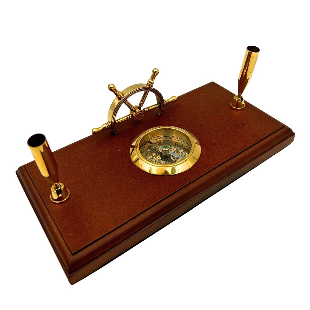 Maritieme bureauset – stuurwiel, kompas, pennenhouders – TT019