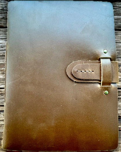 Notatnik Premium "RetroNotes" – Elegancki notes z Prawdziwej Skóry - 200 stron, 120g, notes, szkicownik, kolor brązowy, personalizacja grawerem