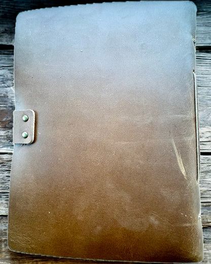 Notatnik Premium "RetroNotes" – Elegancki notes z Prawdziwej Skóry - 200 stron, 120g, notes, szkicownik, kolor brązowy, personalizacja grawerem