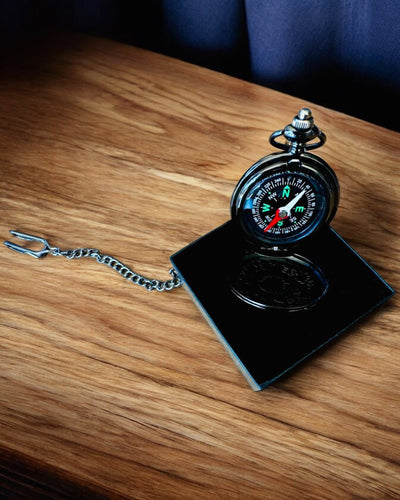 Pocket watch style compass "Navigator" - Dark metal color
