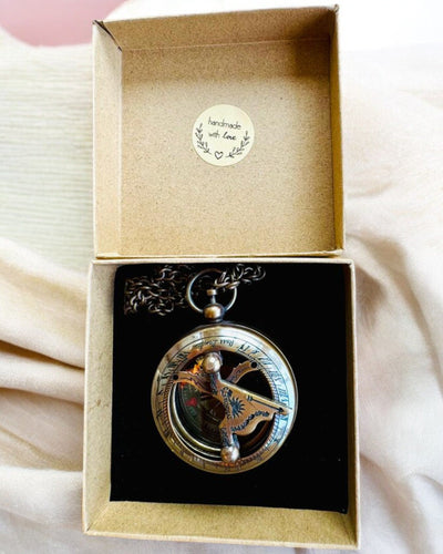 Reizigerskompas met gravure, personalisatie – Handwerk van Indiase Ambachtslieden