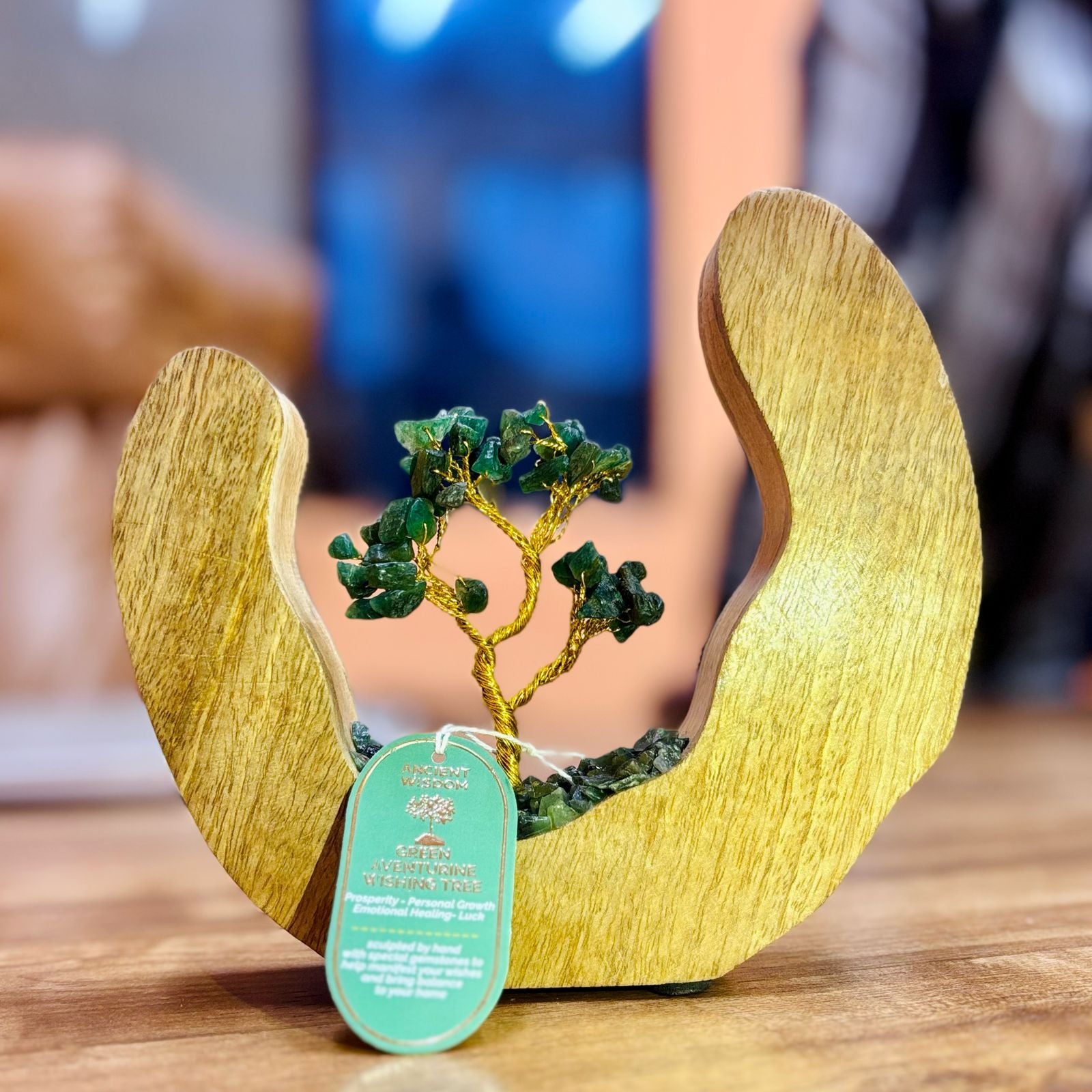Ogród Kamieni z Zielonym Awenturynem - Ręcznie Wykonane Drzewko w Obrączce z Drewna Mango