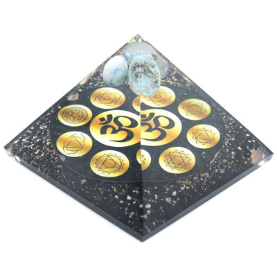 Pyramide Orgonite Midnight Om Chakra