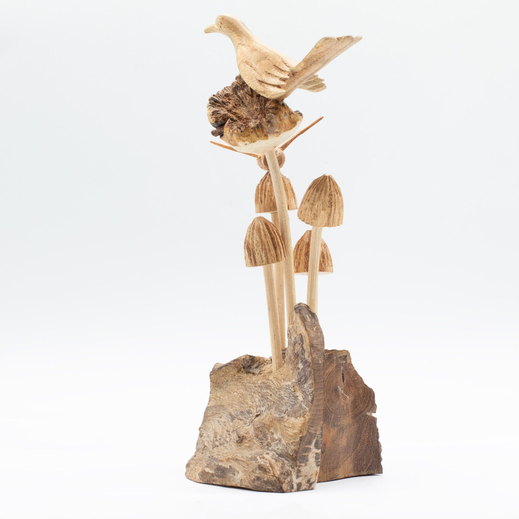 Sculpture en bois parasite