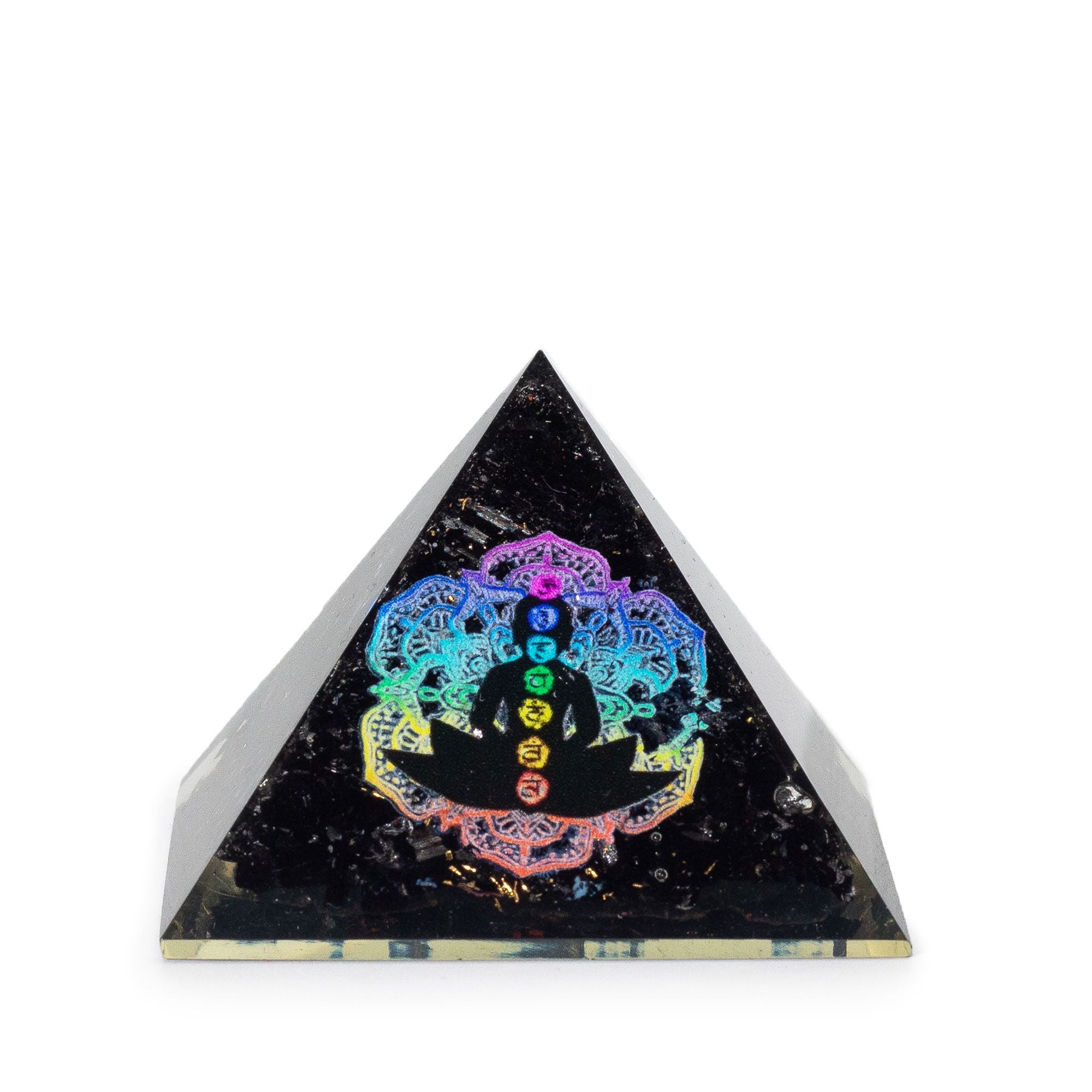 Petite Pyramide Orgonite en Tourmaline Noire 5,5x4,5 cm avec Motif Bouddha Chakras