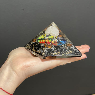 Pyramide Orgonite Midnight Pentagone