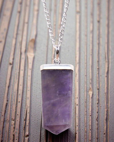 Violet Ray – Flat Amethyst Pendant in Crystal Cut