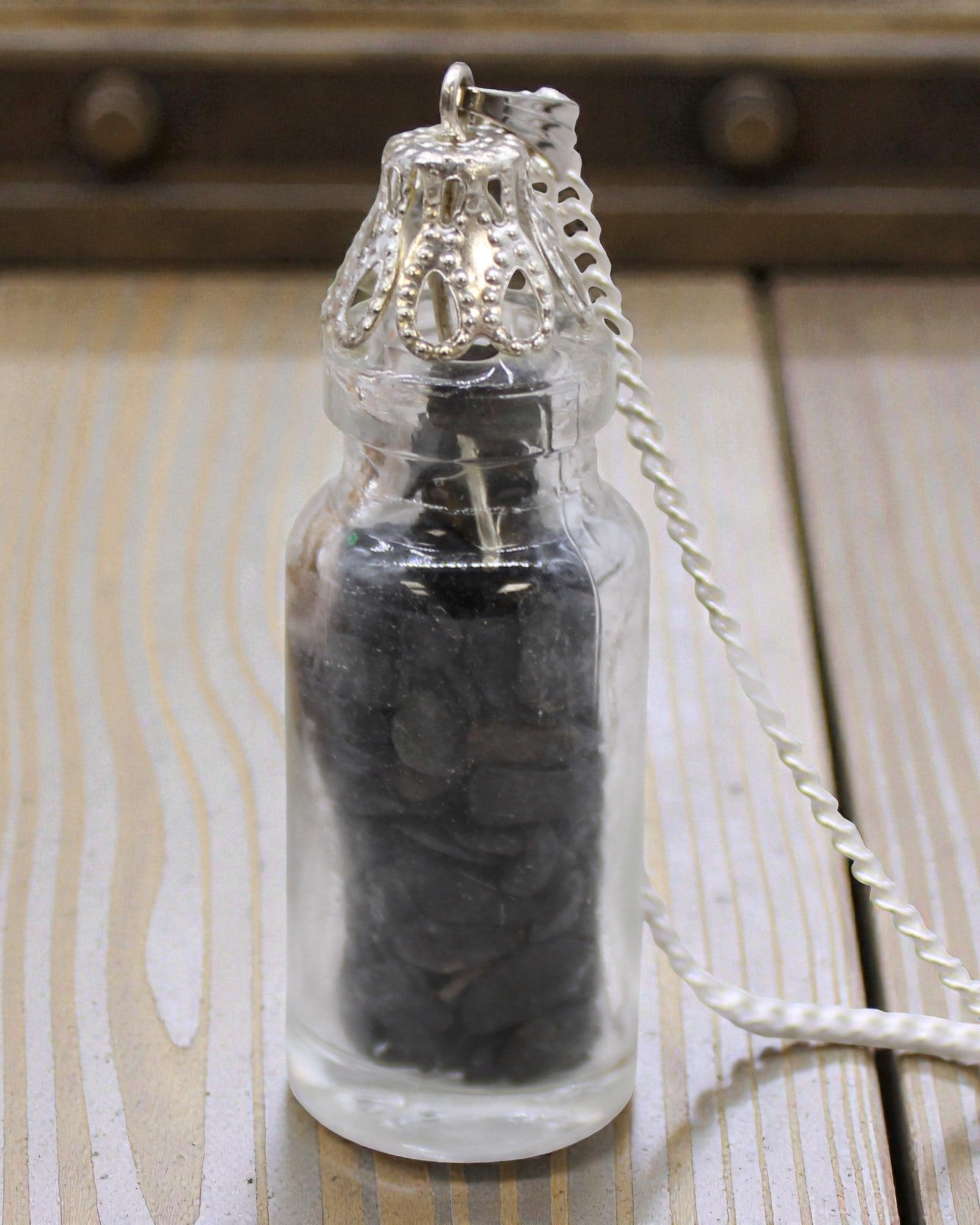 Bottle-Green Talisman of Power – Necklace with Black Onyx