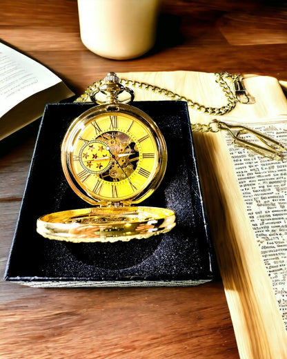 "Złoty Majestat" - Montre de Poche Mécanique de Luxe avec Cœur Transparent. Personnalisation par Gravure